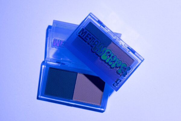 Parster UV IT! & Metamorph Eyeliner Bundle - Vibrant & Bold Eye Makeup - Image 2